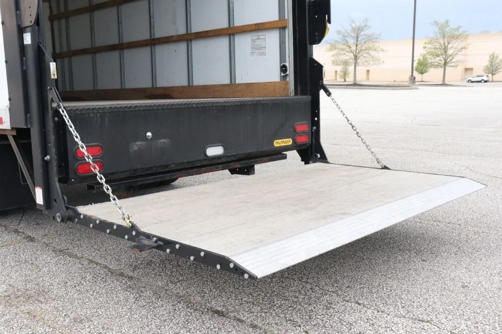 Used 2022 Summit White Chevrolet Work Van image 22