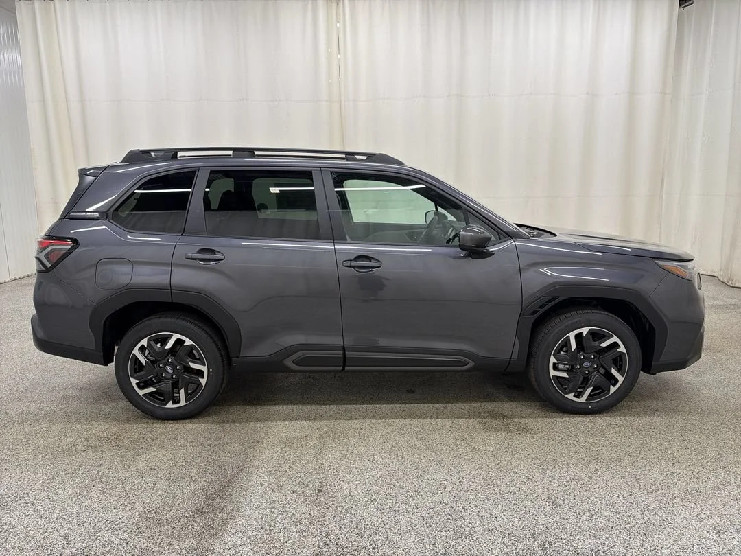 New 2026 Magnetite Gray Metallic Subaru Limited image 5