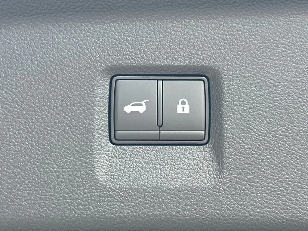 New 2027 Gray INFINITI LUXE image 19