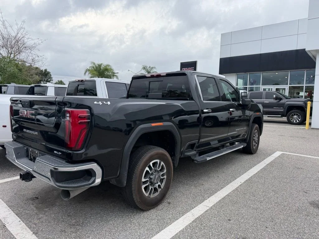 Certified Used 2024 Onyx Black GMC SLT image 7