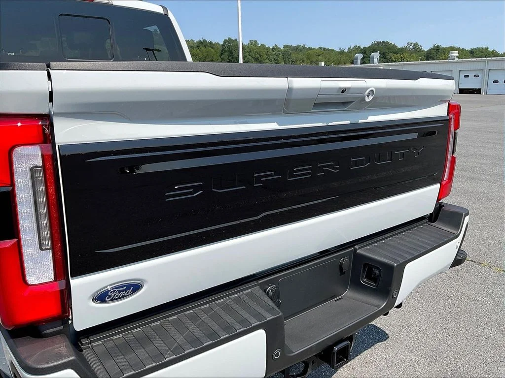 New 2026 Avalanche Ford F-250® Platinum® image 9
