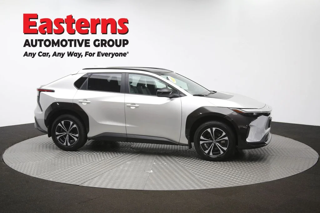 Used 2024 Silver Toyota XLE image 47
