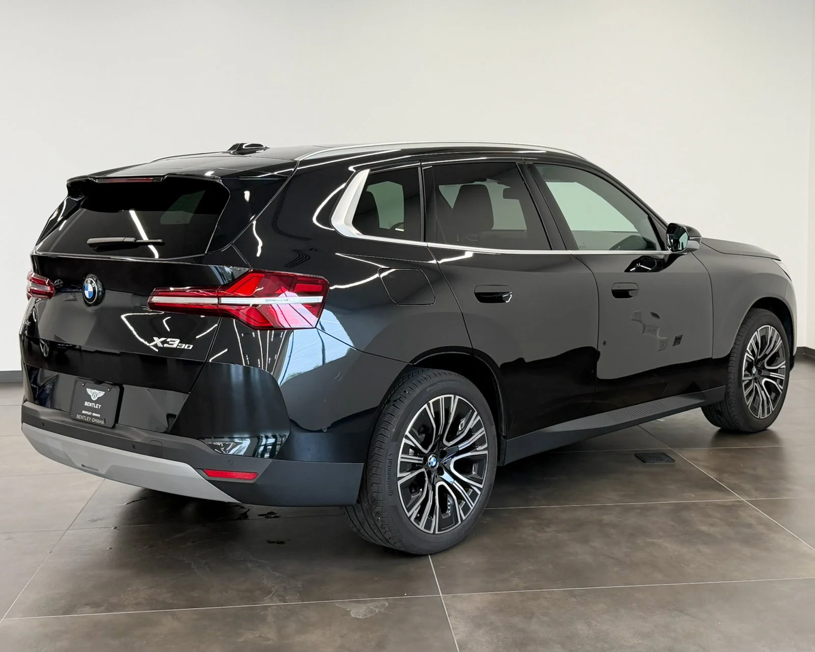 Used 2025 Black BMW 30 xDrive image 5