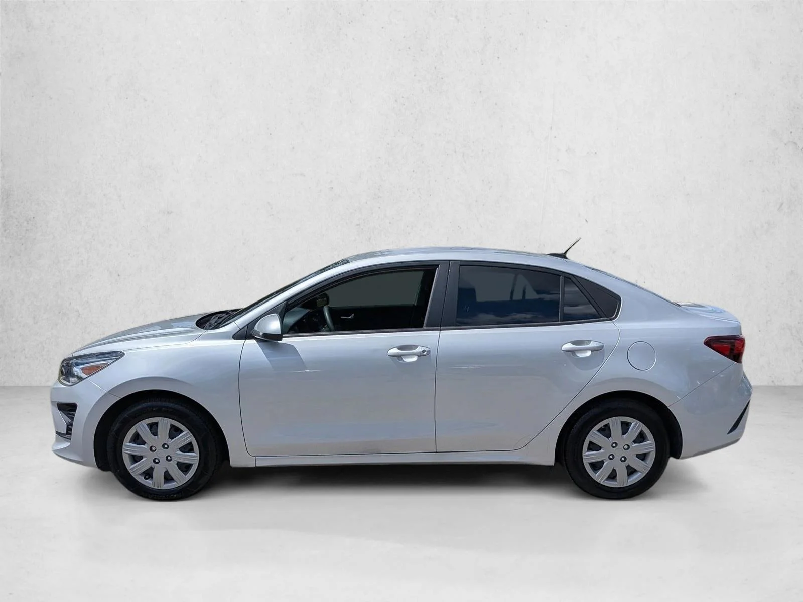 Used 2023 Silky Silver Kia LX image 8