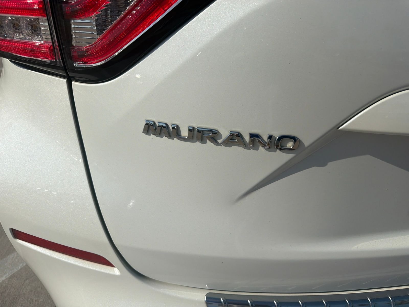 Used 2017 Pearl White Nissan SL image 8