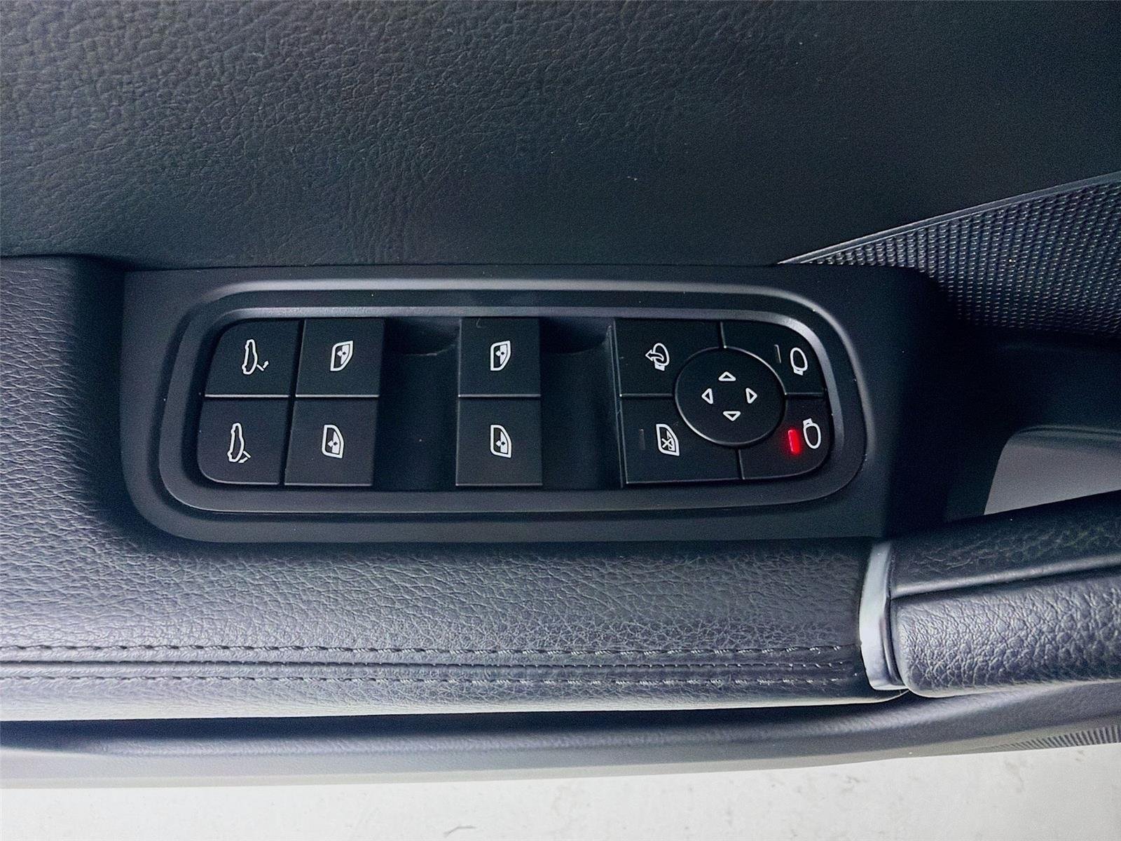 Used 2023 Chromitblack Metallic Porsche Base image 8