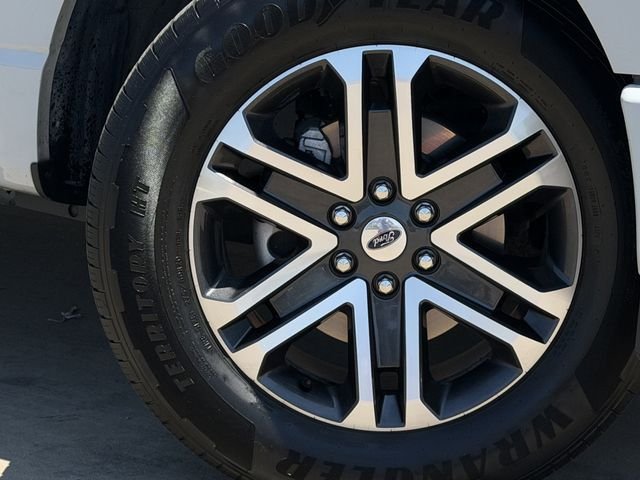Used 2023 White Ford XL image 11