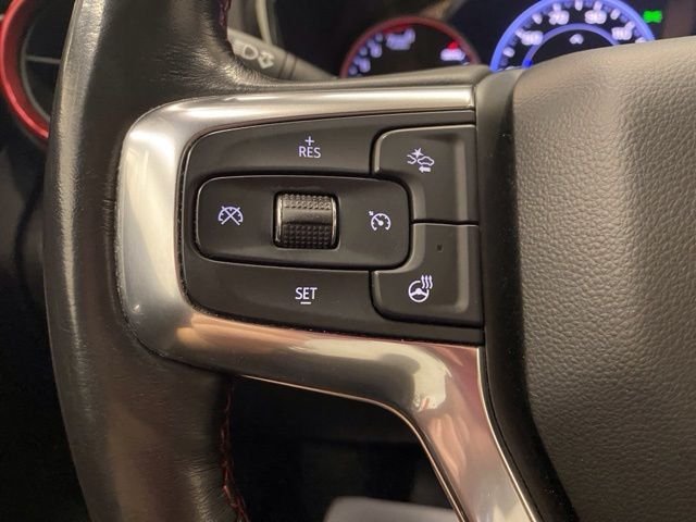 Used 2020 Silver Chevrolet RS image 32
