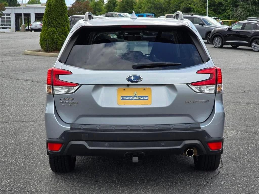 Used 2019 Silver Subaru Limited image 25