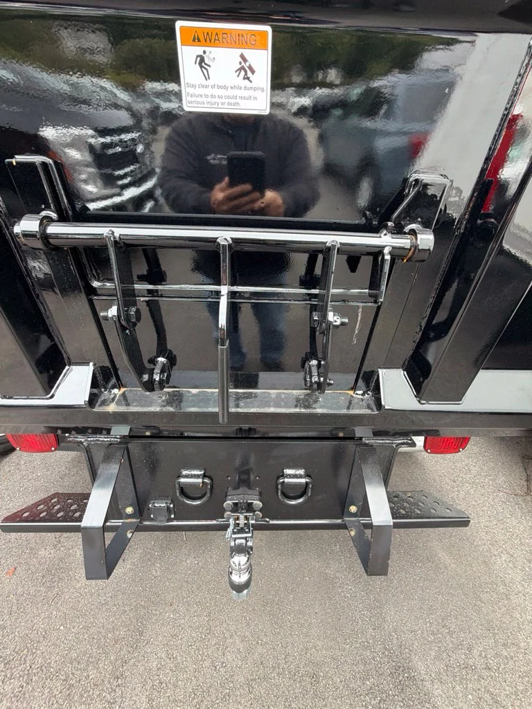 New 2026 Oxford White Ford F-550® XL image 10