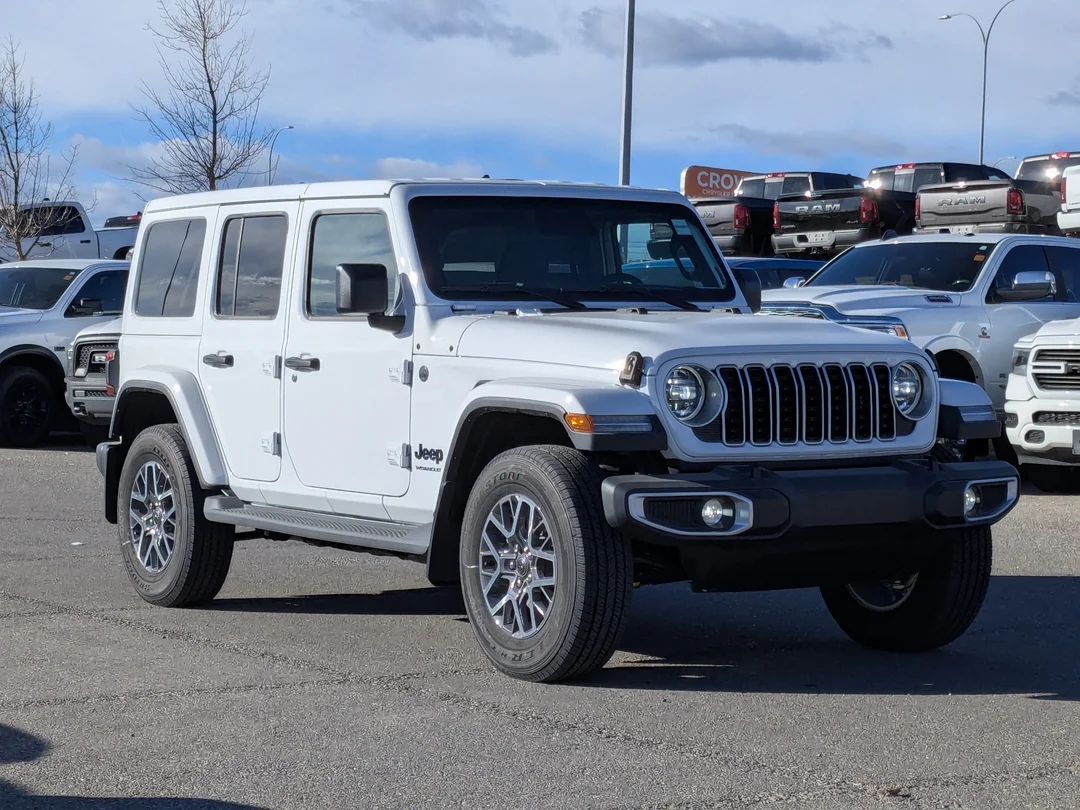 New 2026 White Jeep Sahara - - 4x4 - 12.3 inch display - Blind Spot Mon - Body Color 3 Piece HT - & More! image 2