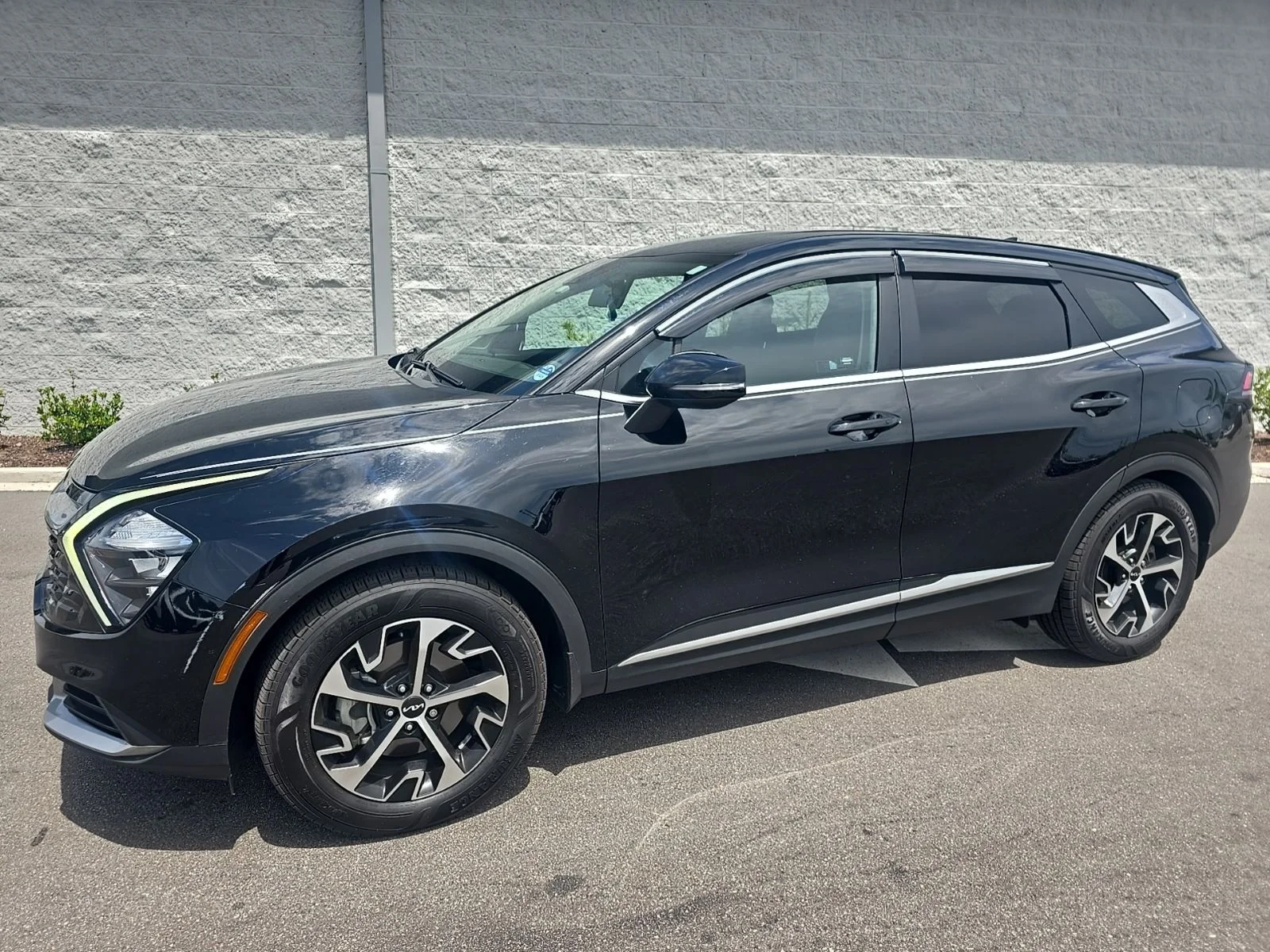 2023 Kia Sportage 2.5 EX AT's photo