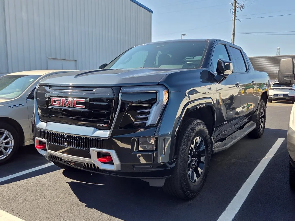 2025 GMC Sierra EV