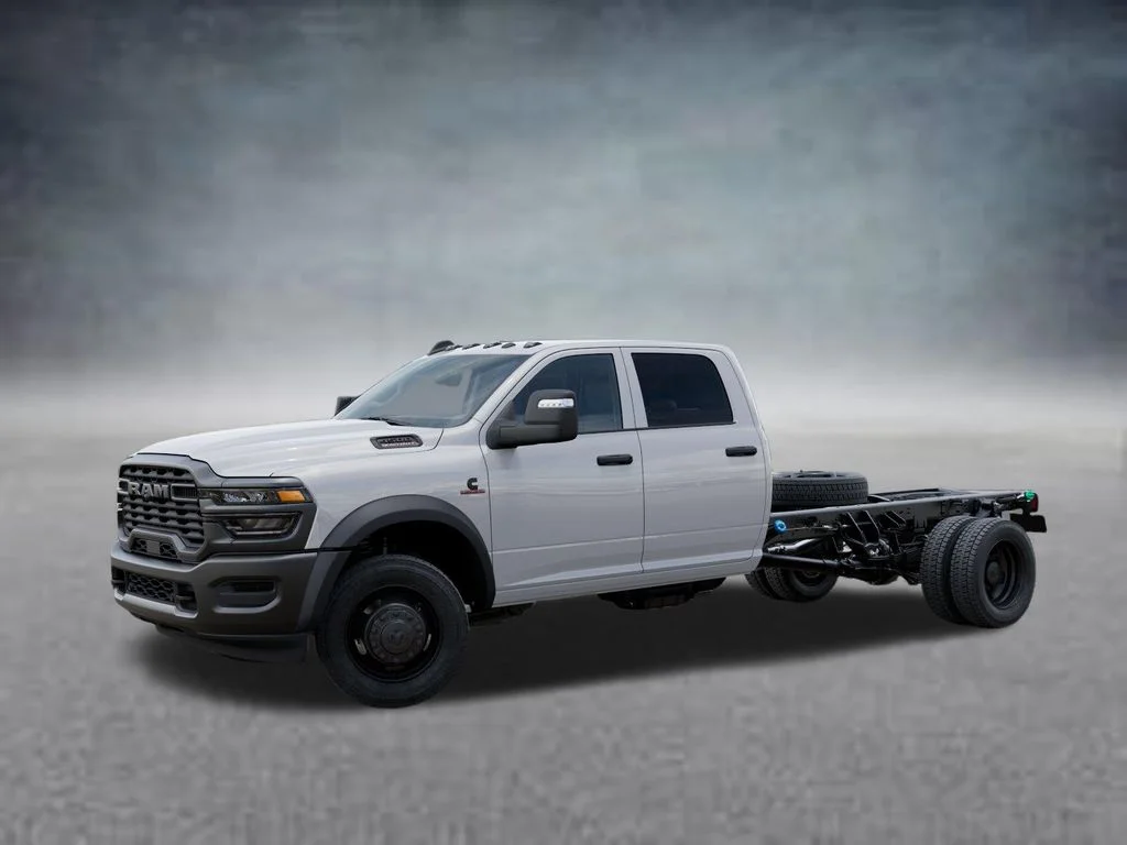 New 2026 Bright White Clear-Coat Exterior Paint RAM Tradesman image 2