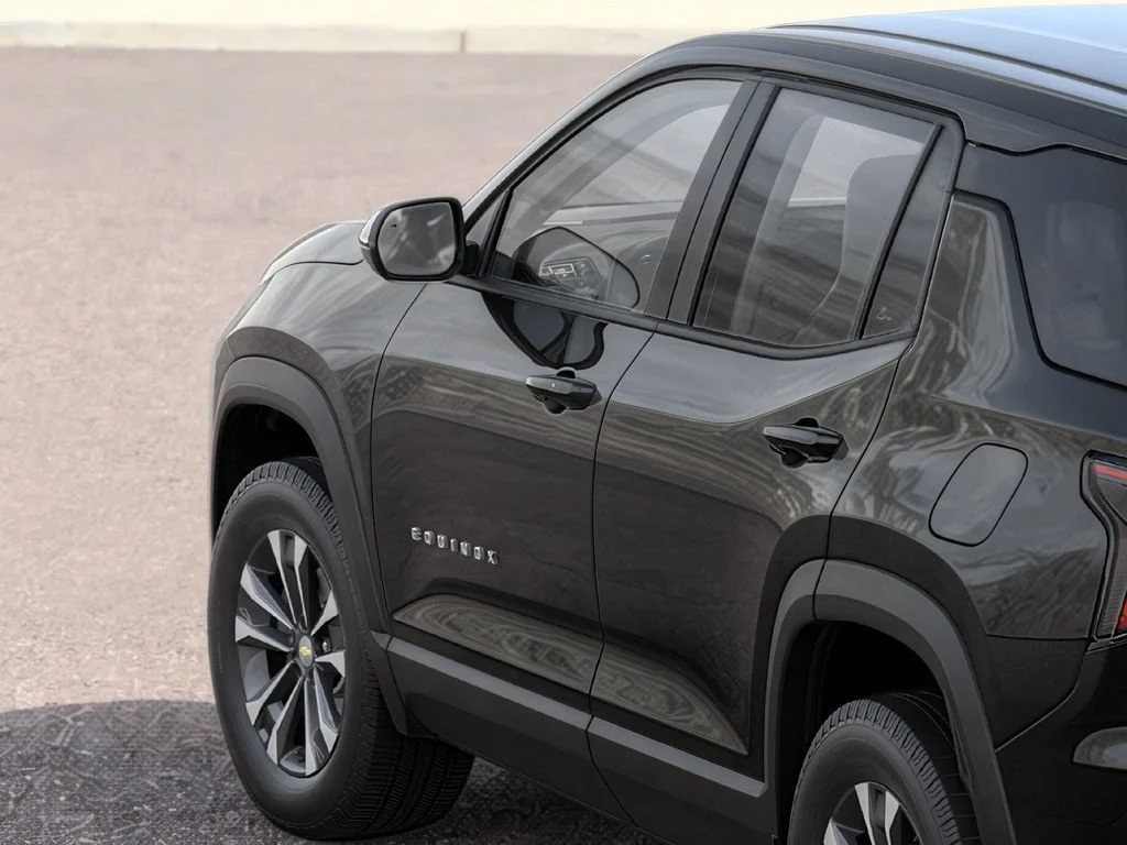 New 2026 Mosaic Black Metallic Chevrolet LT image 18