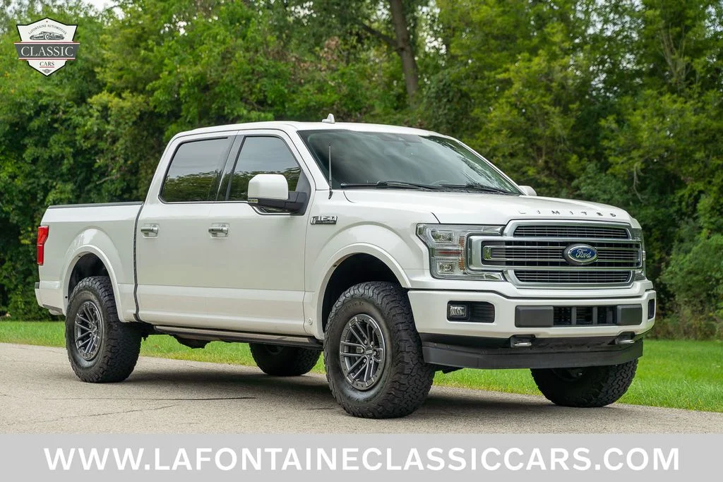 Used 2019 White Ford Limited image 12