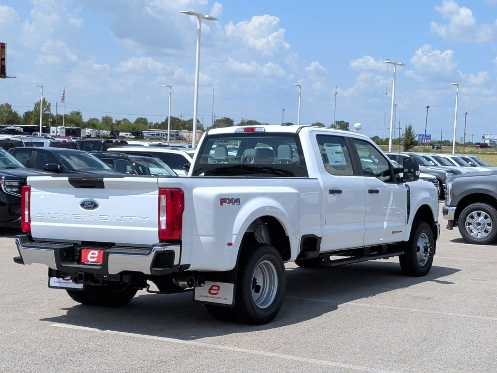 New 2026 Oxford White Ford F-350® XL image 8