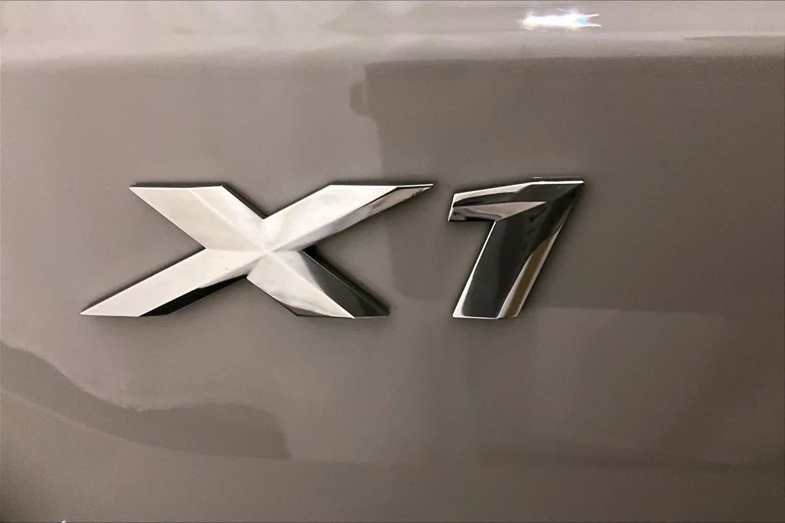 Used 2026 Dune Grey Metallic BMW xDrive28i image 9