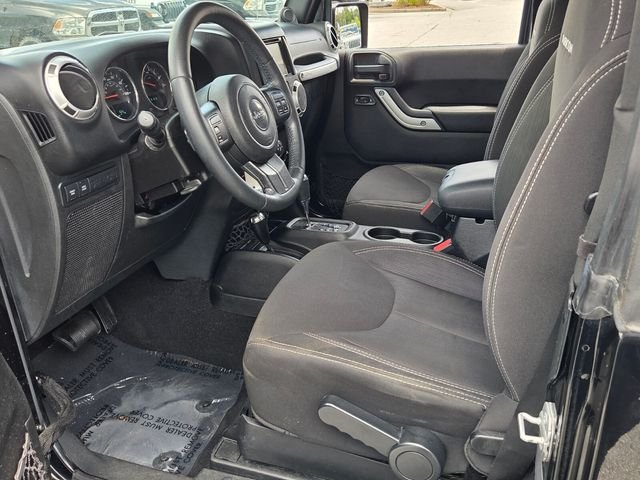 Used 2014 Black Jeep Rubicon image 13