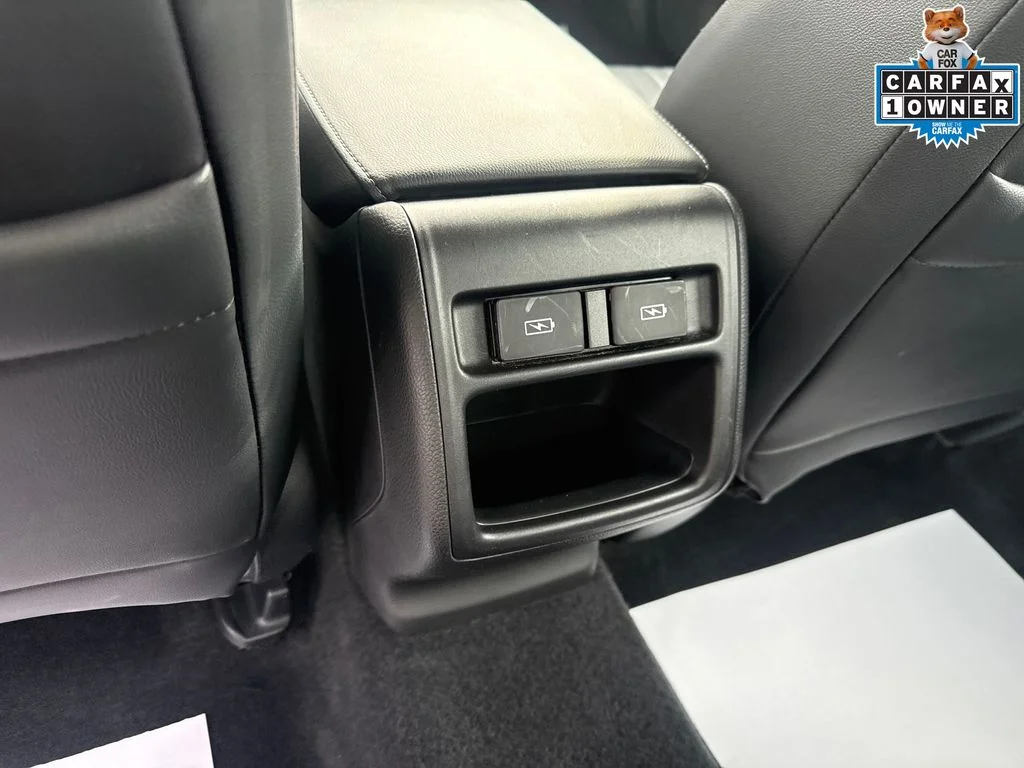 Used 2022 White Honda Sport Special Edition image 31