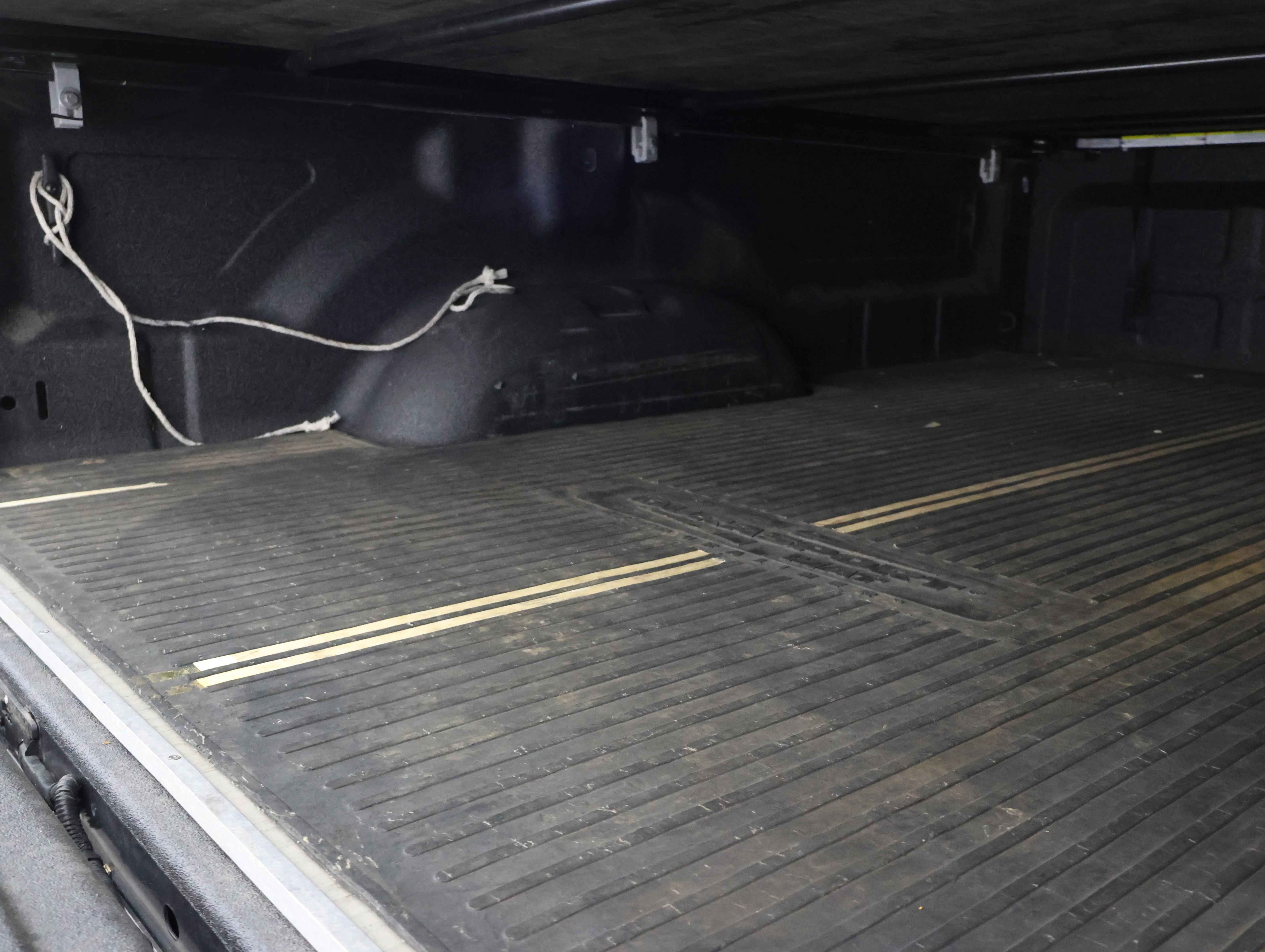Used 2019 Maximum Steel Metallic Clearcoat Ram Laramie image 5