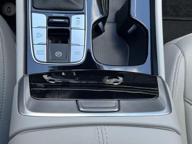 New 2026 Black Hyundai SEL FWD image 16