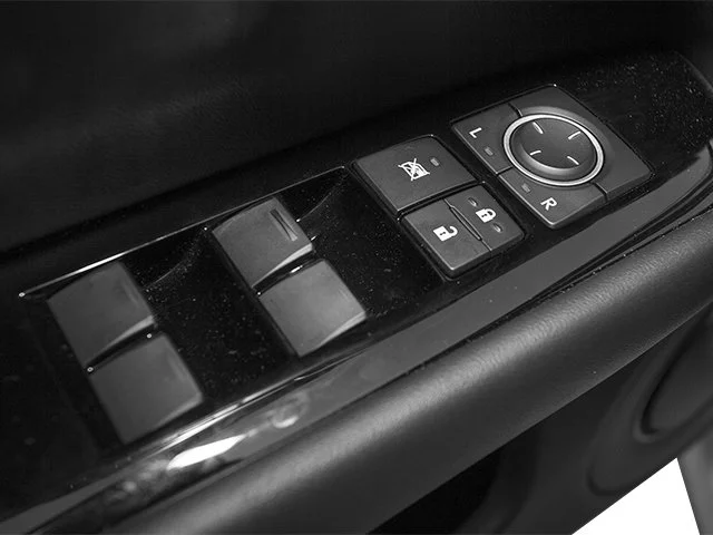 Used 2014 Liquid Platinum Lexus 350 image 19