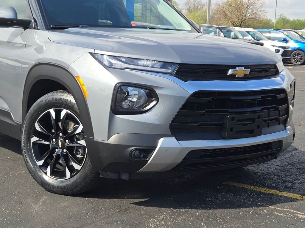 Used 2023 Gray Chevrolet LT image 2