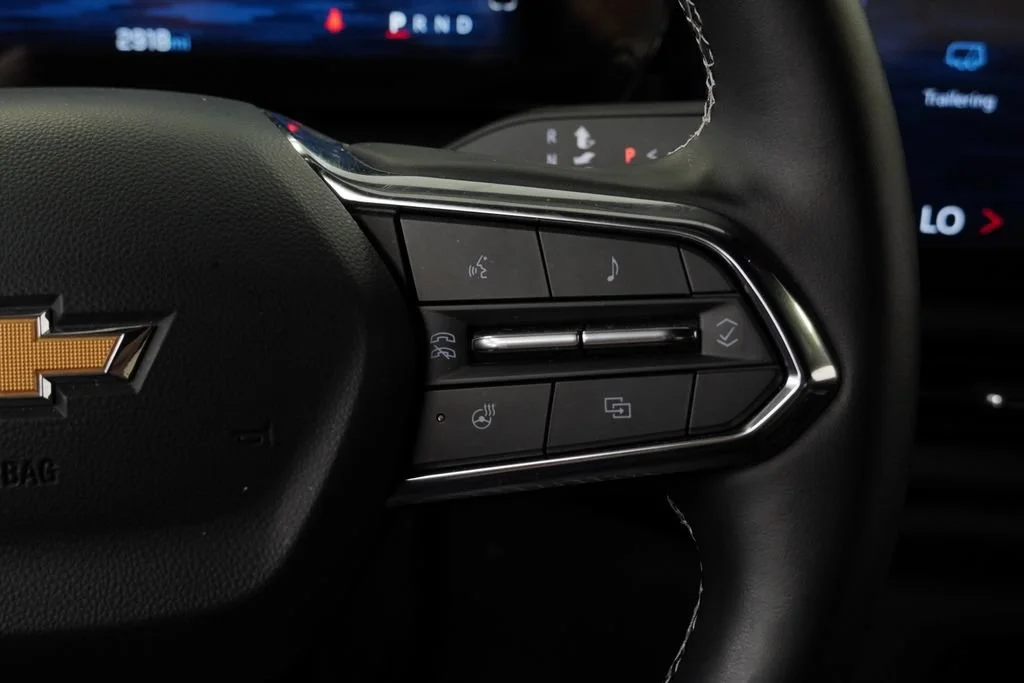 New 2026 Black Chevrolet LT - Extended Range image 19