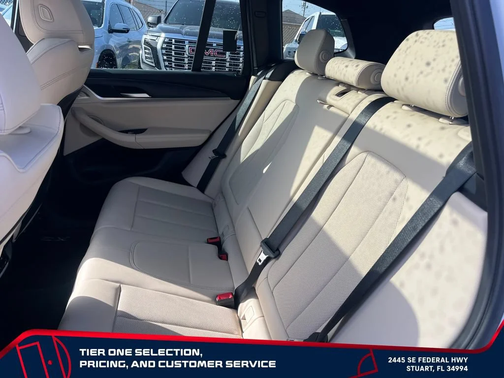Used 2023 White BMW sDrive30i image 27