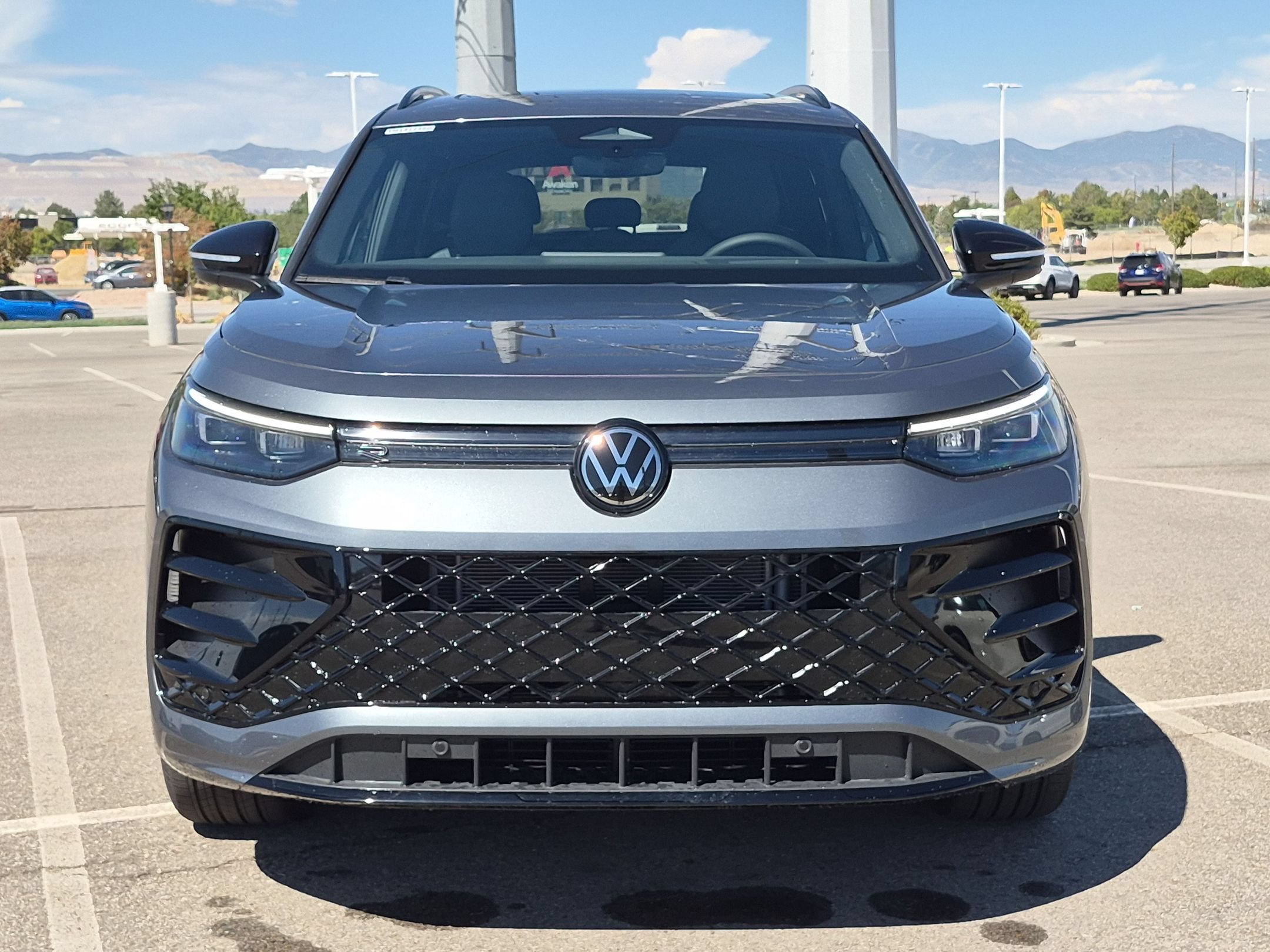 New 2026 Platinum Gray Metallic Volkswagen SE R-Line Black image 9