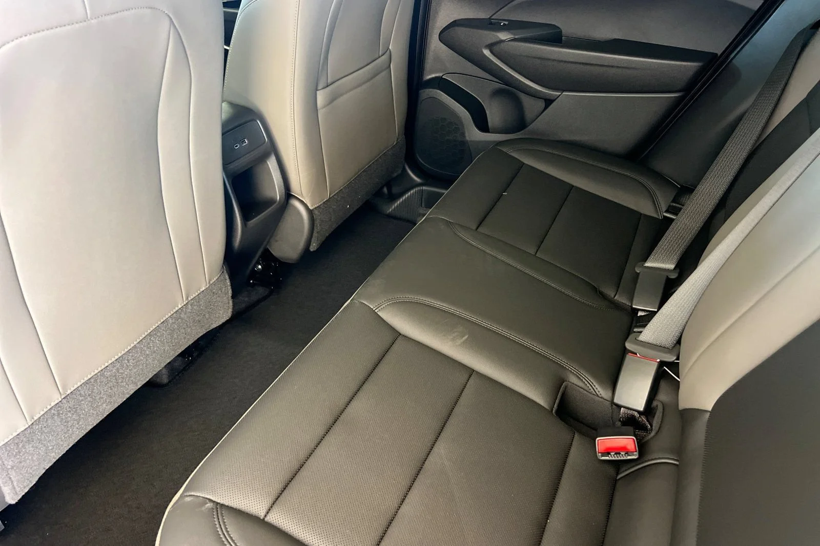 New 2026 Cacti Green Chevrolet ACTIV image 12