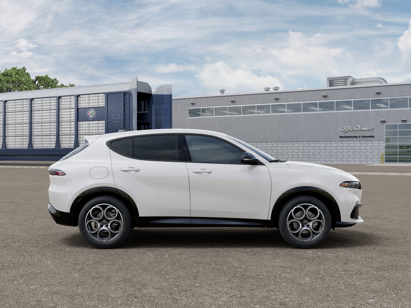 New 2026 Milano White Exterior Paint Alfa Romeo Base image 12
