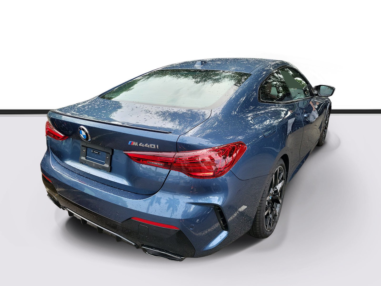 New 2027 Arctic Race Blue Metallic BMW M440i image 4