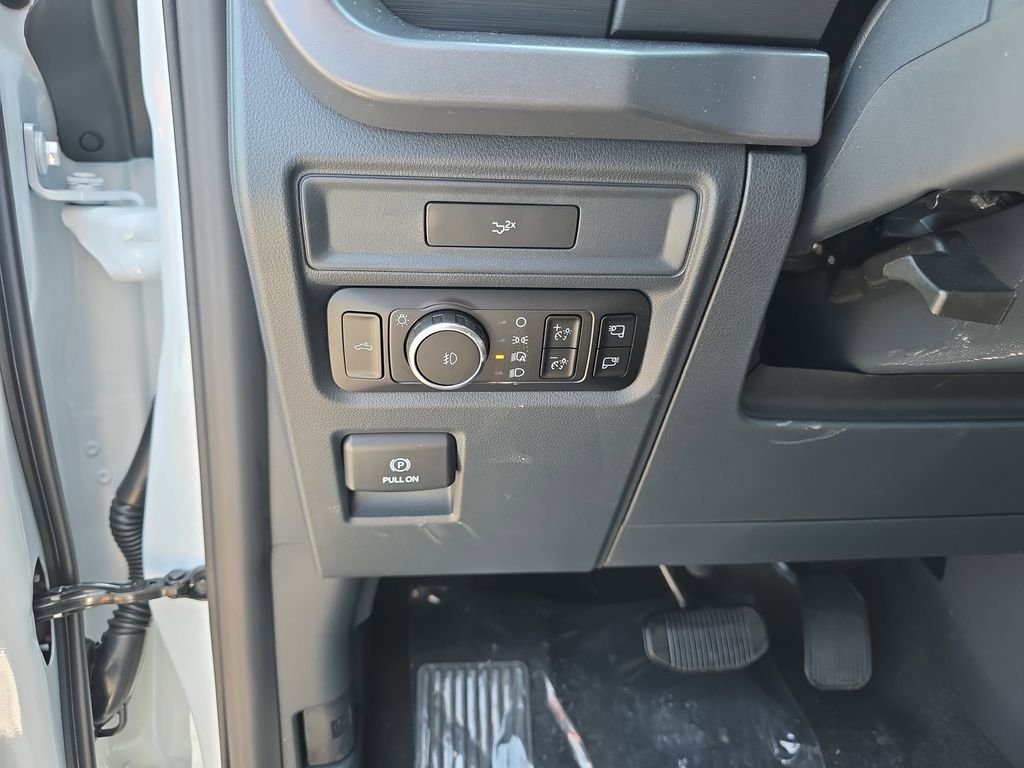 New 2026 Oxford White Ford XLT image 20