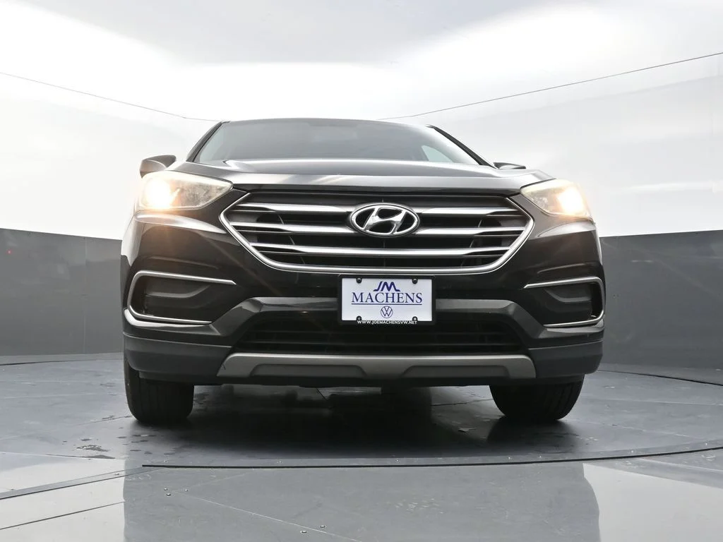 Used 2017 Black Hyundai 2.4 Base image 22
