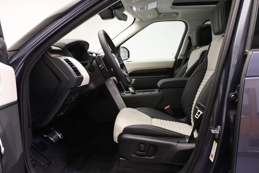 New 2026 Varesine Blue Land Rover Dynamic SE image 30