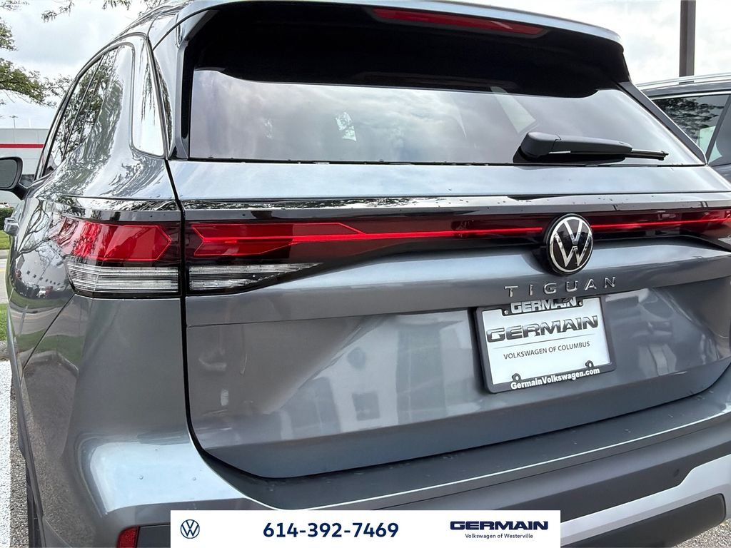 New 2026 Platinum Gray Metallic Volkswagen 2.0T S image 9