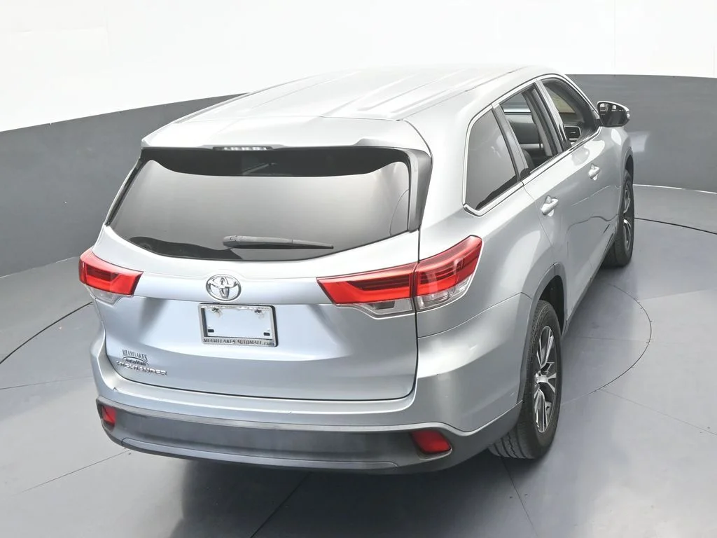 Used 2019 Celestial Silver Metallic Toyota LE image 48