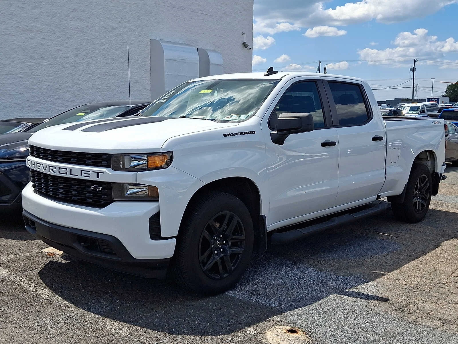 Used 2022 Summit White Chevrolet Custom image 3