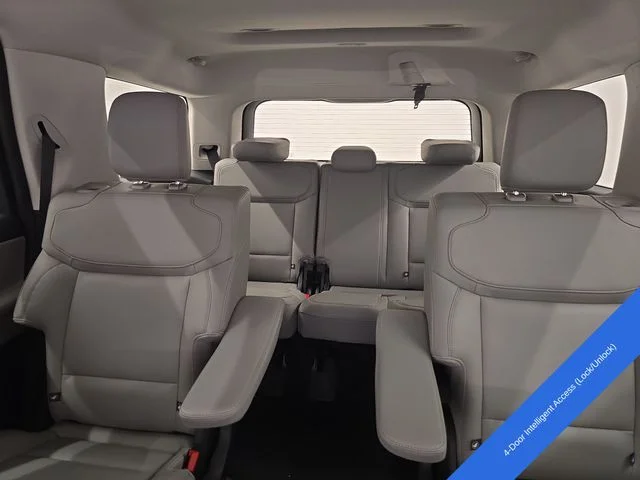 New 2026 Glacier Gray Metallic Tri-Coat Ford Active image 28