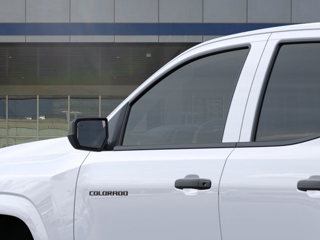 New 2026 Summit White Chevrolet WT image 12