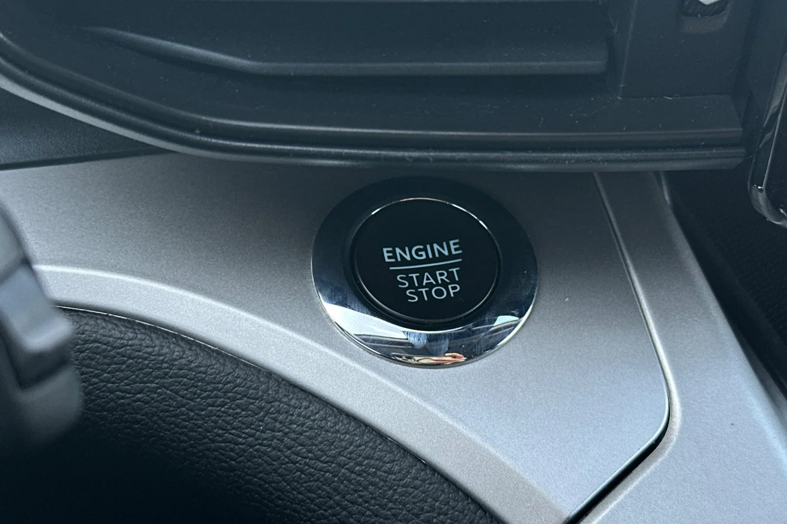 Used 2022 Black Metallic Ford XLT image 24