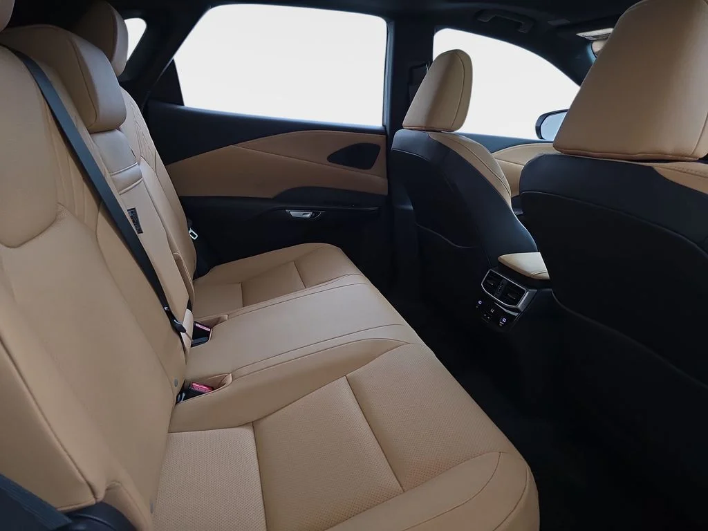 New 2026 Eminent White Pearl Lexus PREMIUM image 11