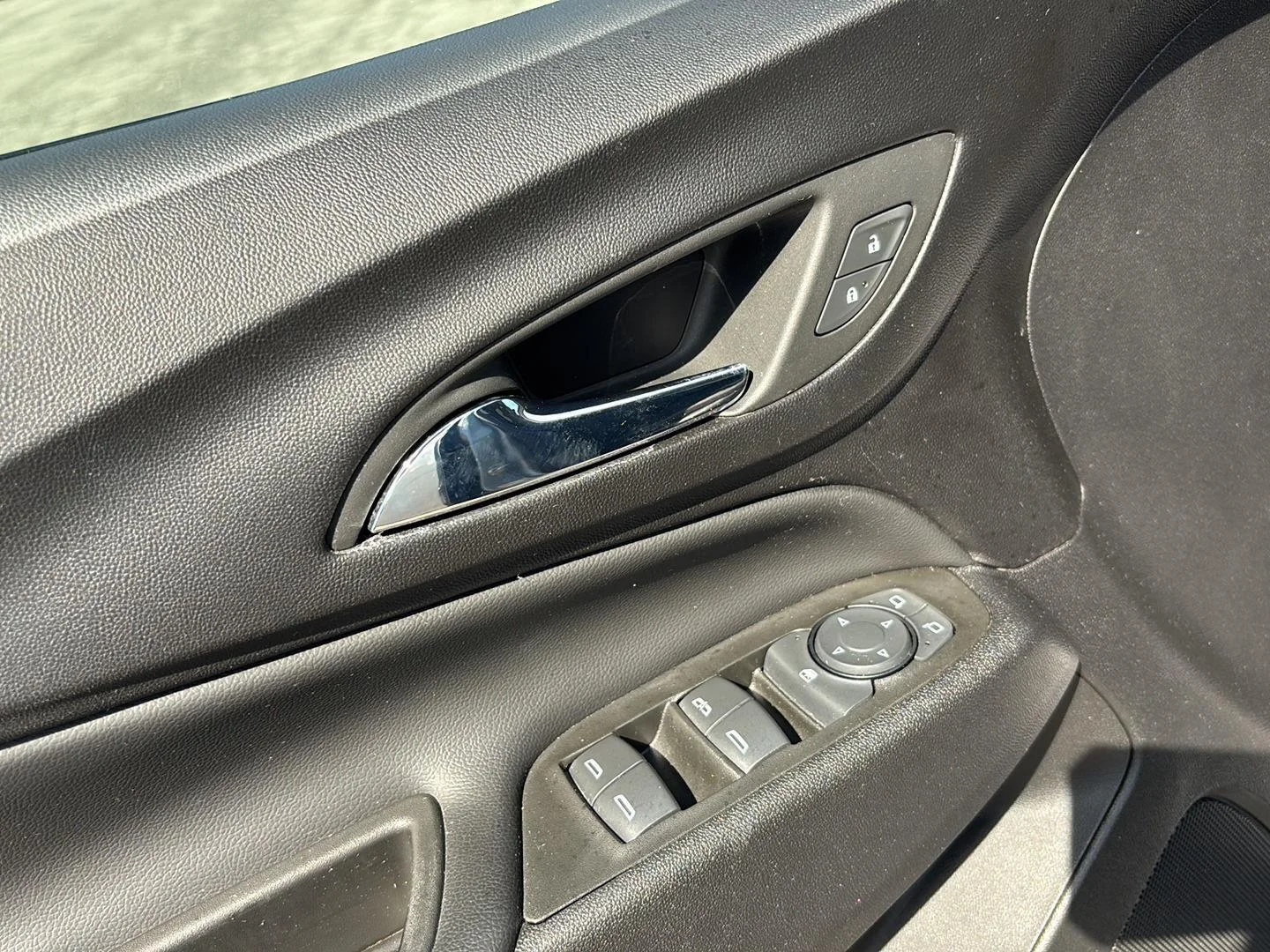 Used 2023 Sterling Gray Metallic Chevrolet LT image 14