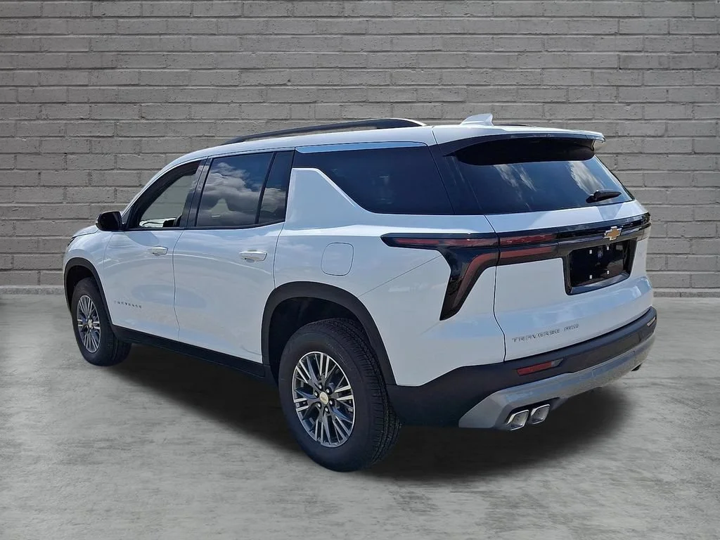 New 2027 Summit White Chevrolet LT image 6