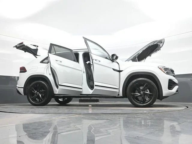 New 2026 White Volkswagen SEL R-Line Black image 31