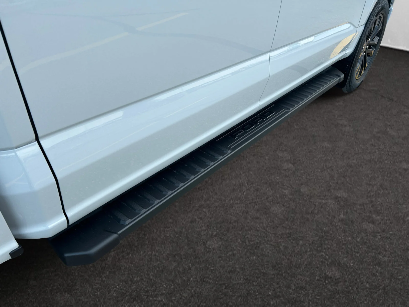 New 2026 Avalanche Ford XLT image 11