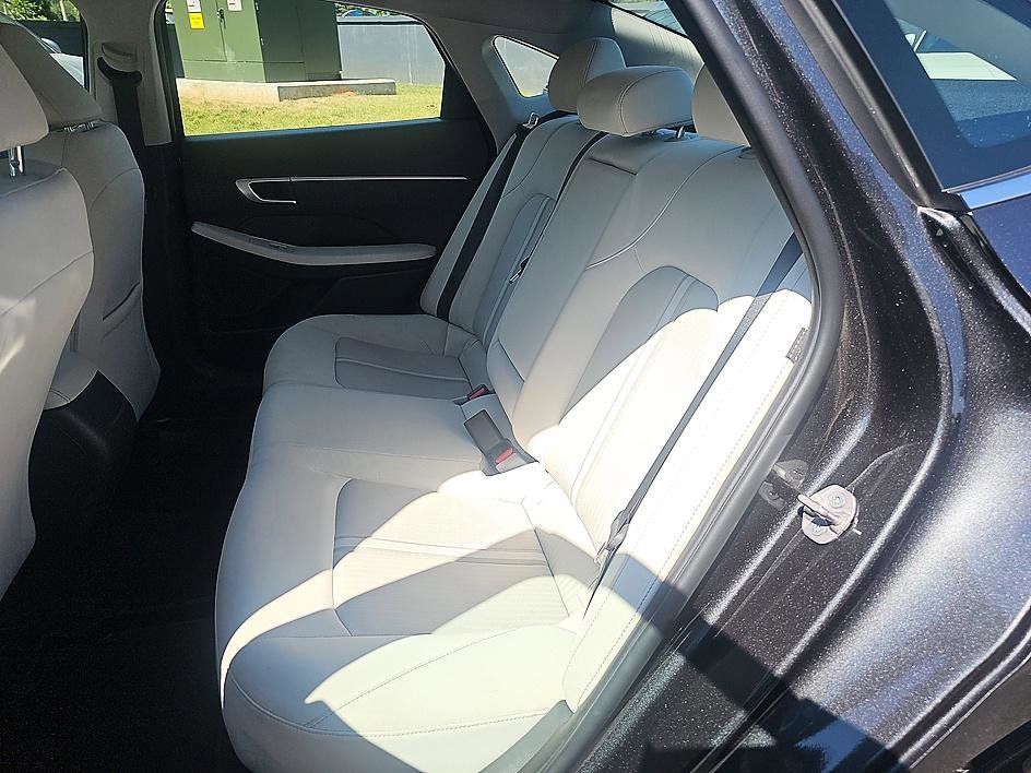 Used 2024 Portofino Gray Hyundai SEL image 27