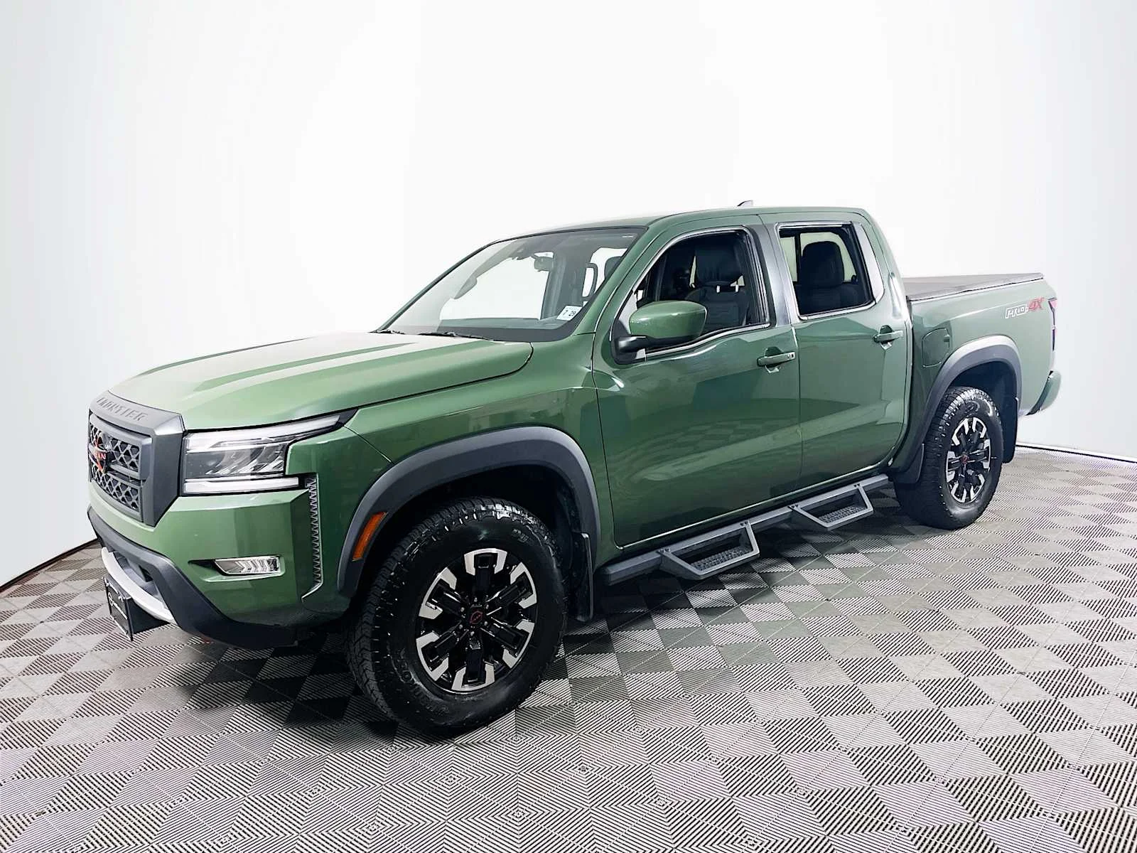 2024 Nissan Frontier